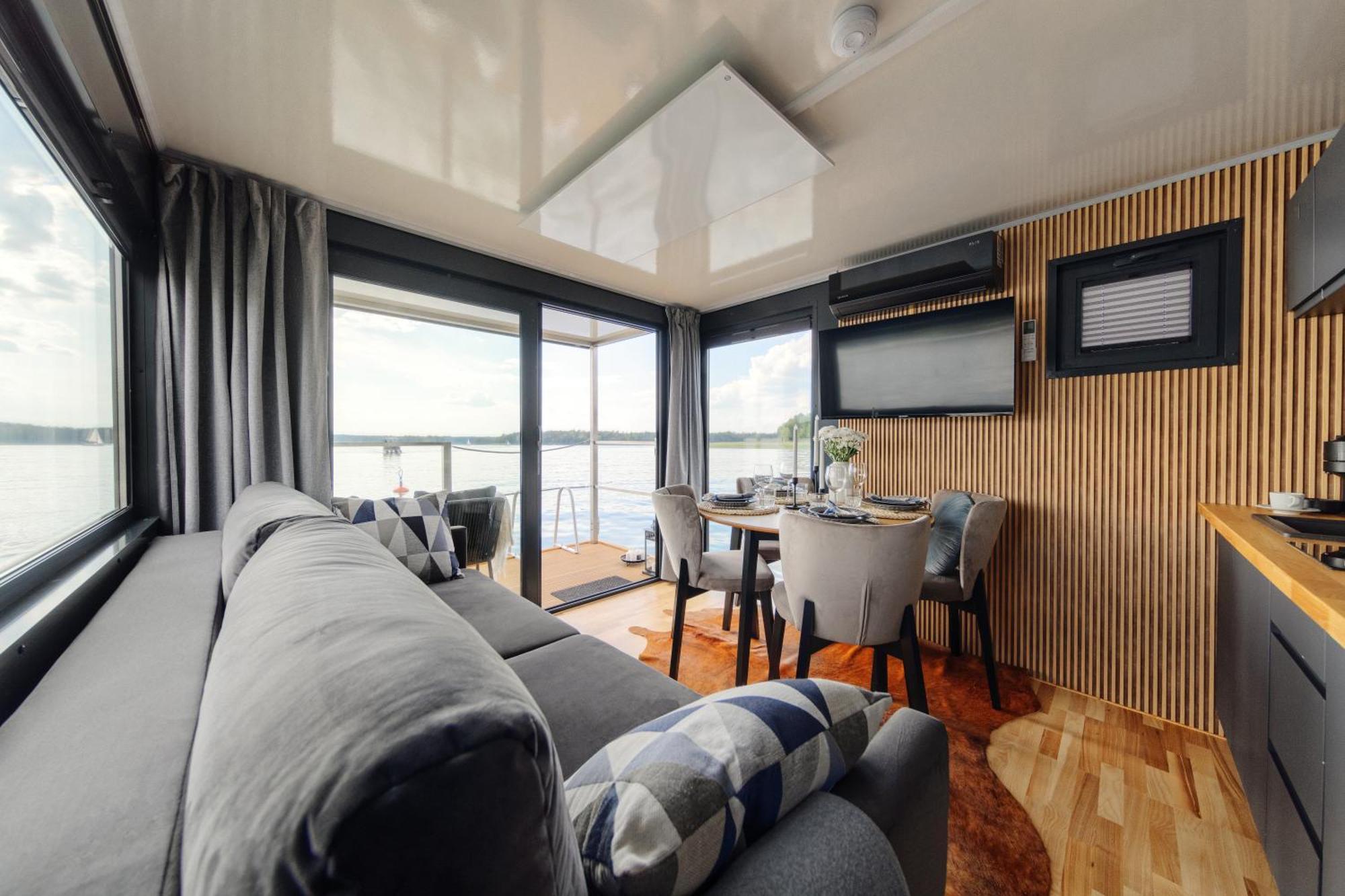 Domek Na Wodzie - Houseboat -Sauna, Taras Na Dachu, Dwie Sypialnie Mikołajki المظهر الخارجي الصورة