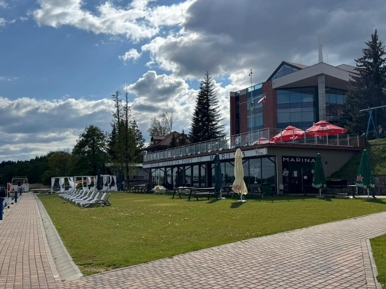 Domek Na Wodzie - Houseboat -Sauna, Taras Na Dachu, Dwie Sypialnie Mikołajki المظهر الخارجي الصورة